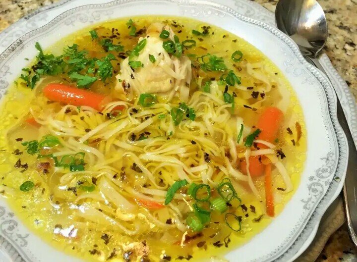 Суп с лапшой