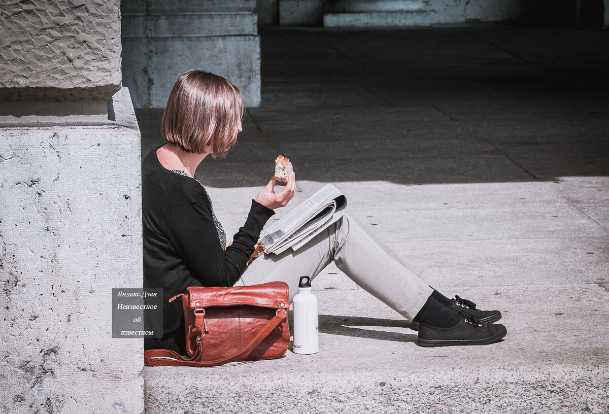 ?Богатая Швейцария ест на улице из пластиковых мисок (фото)