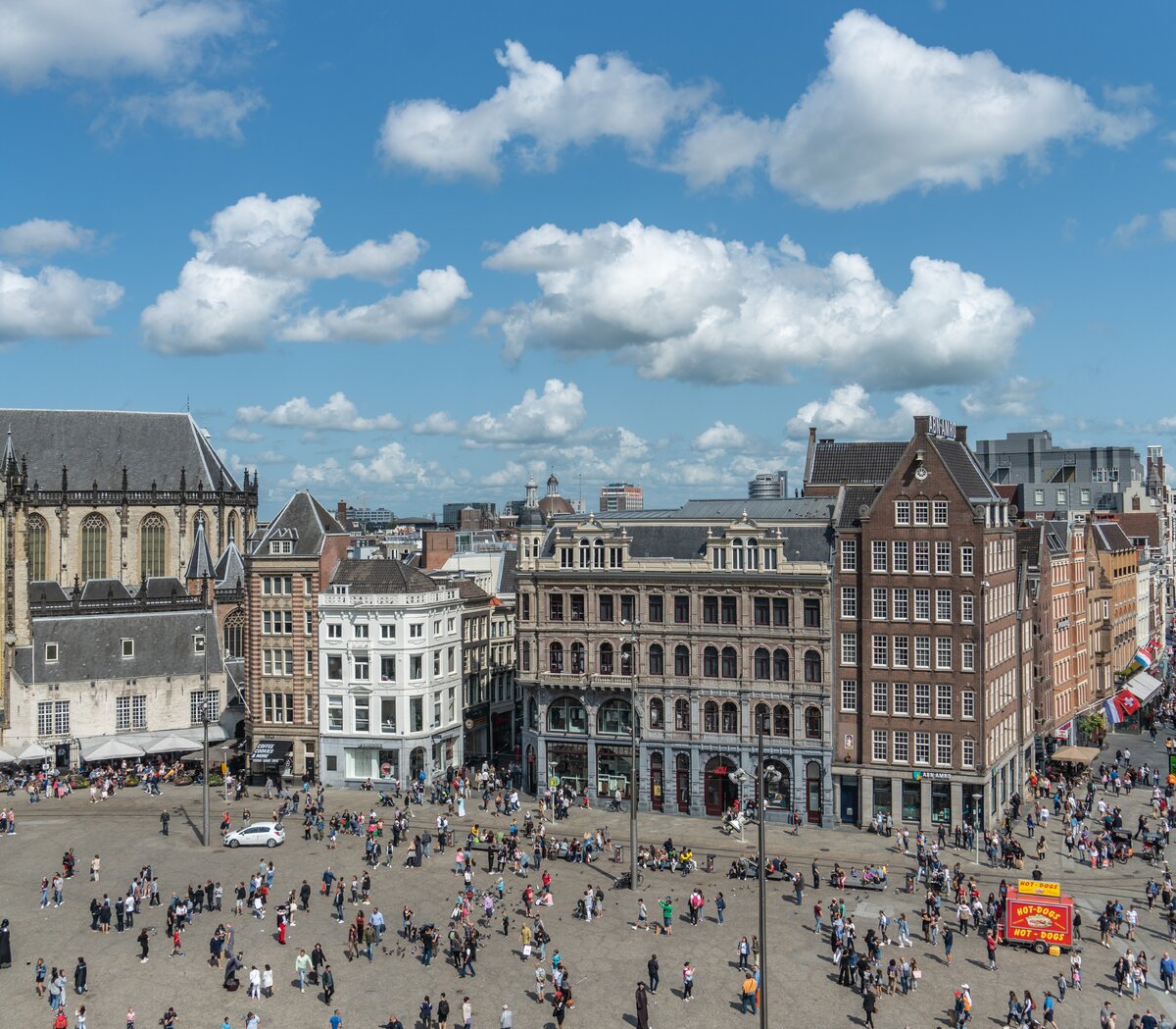 Кирпичные здания в Амстердаме, Нидерланды