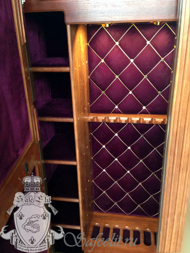 Элитные оружейные сейфы для хранения оружия и боеприпасов от компании "СейфЭлит" и производителя элитных оружейных сейфов "Адаричев". 