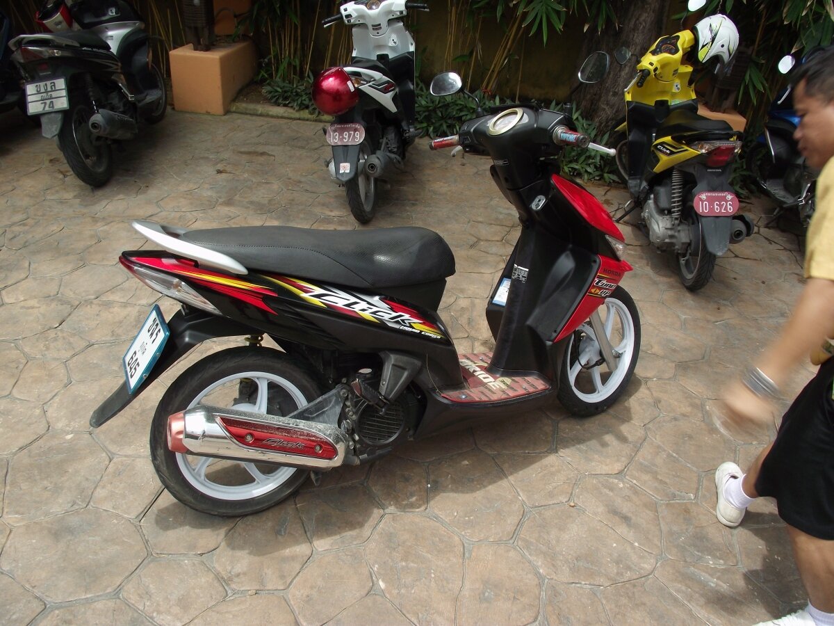 Honda-Click