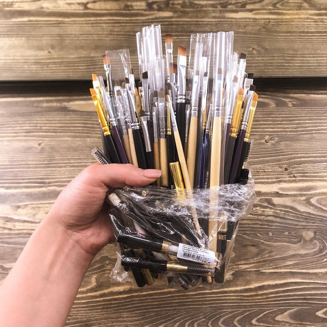 КИСТИ ДЛЯ НАНЕСЕНИЯ КРАСИТЕЛЯ