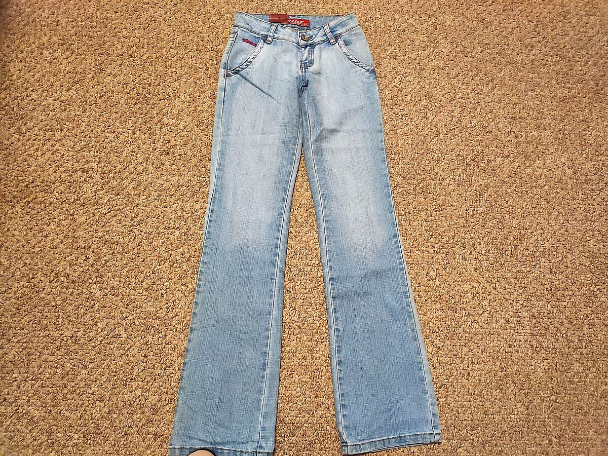 старые джинсы на авито. джинсы даром. старые джинсы на авито. старые джинсовые брюки. старая джинса магазин.