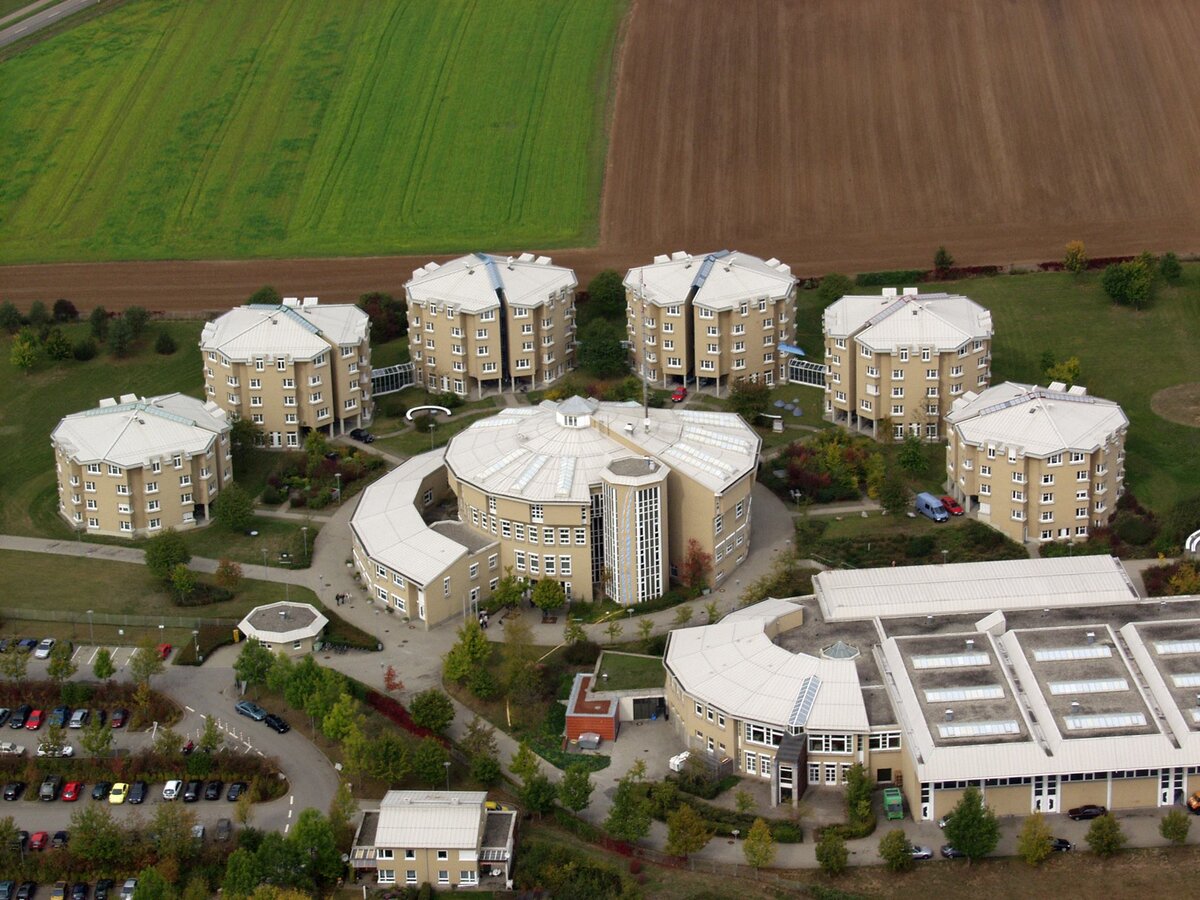 ВЫсшая школа полиции в г.Виллинген (Германия), открытый источник.