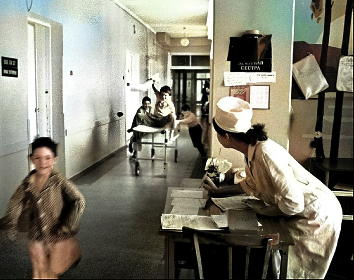 Тихий час в детском отделении (фото Владимир Ролов)