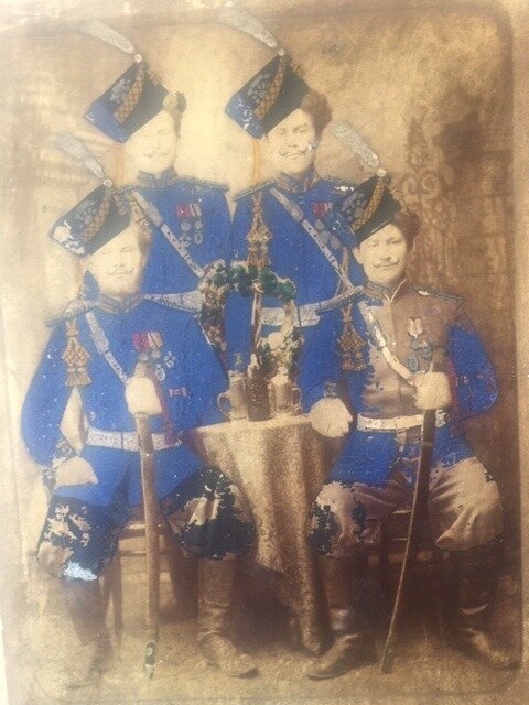 Титай Тихонович с сослуживцами