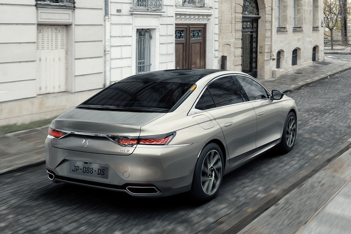 Камри или отголоски мерседеса?