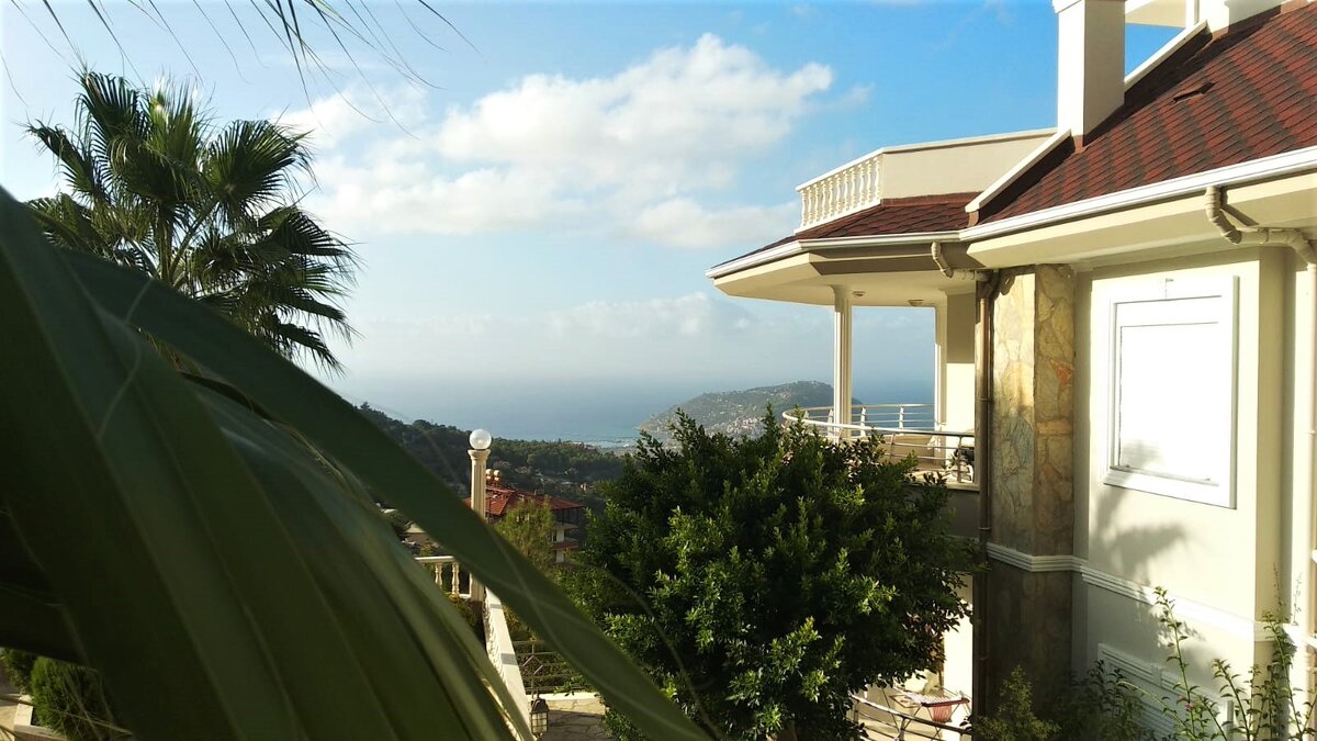 Личное фото. Вид на Аланью из жилого комплекса