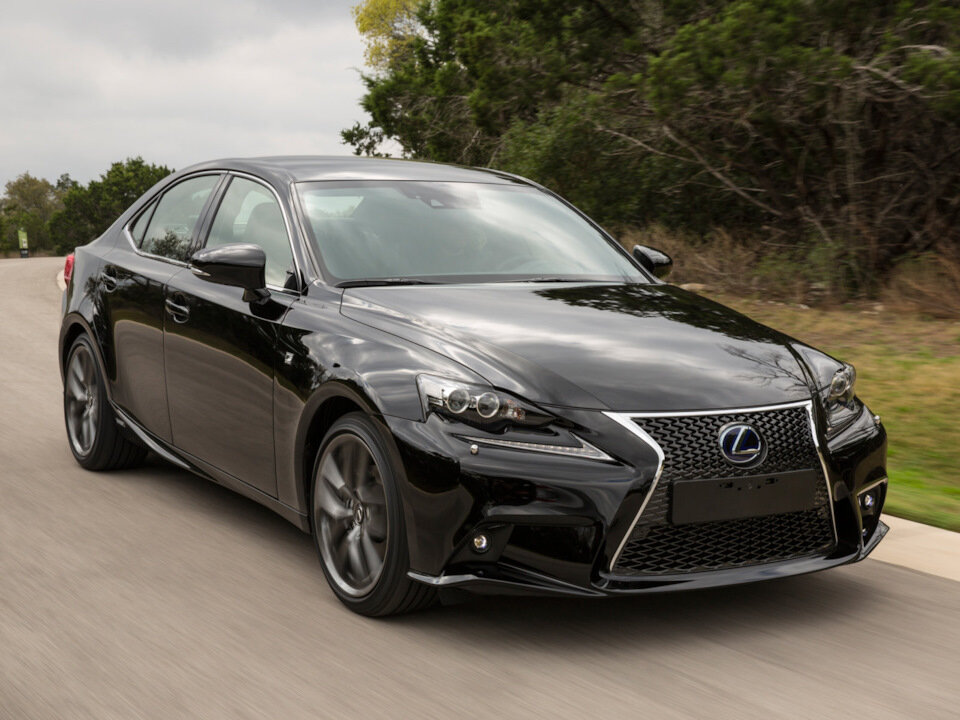 Lexus IS