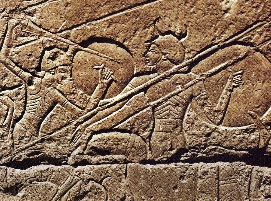 👉Фрагмент барельефа «Морского боя» из Поминального храма Рамзеса III (Фото: civilka.ru)