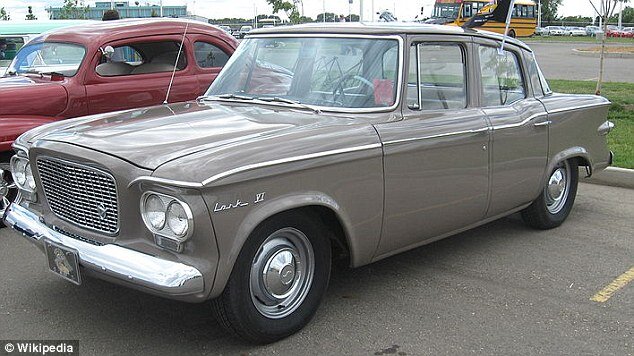 автомобиль девушек,на котором они уехали