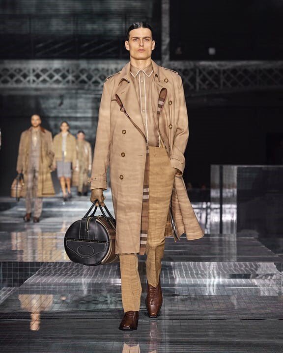 Источник: Burberry
