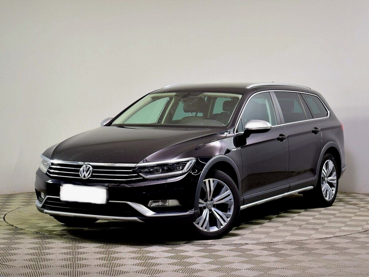 Volkswagen Passat Alltrack (листайте дальше)