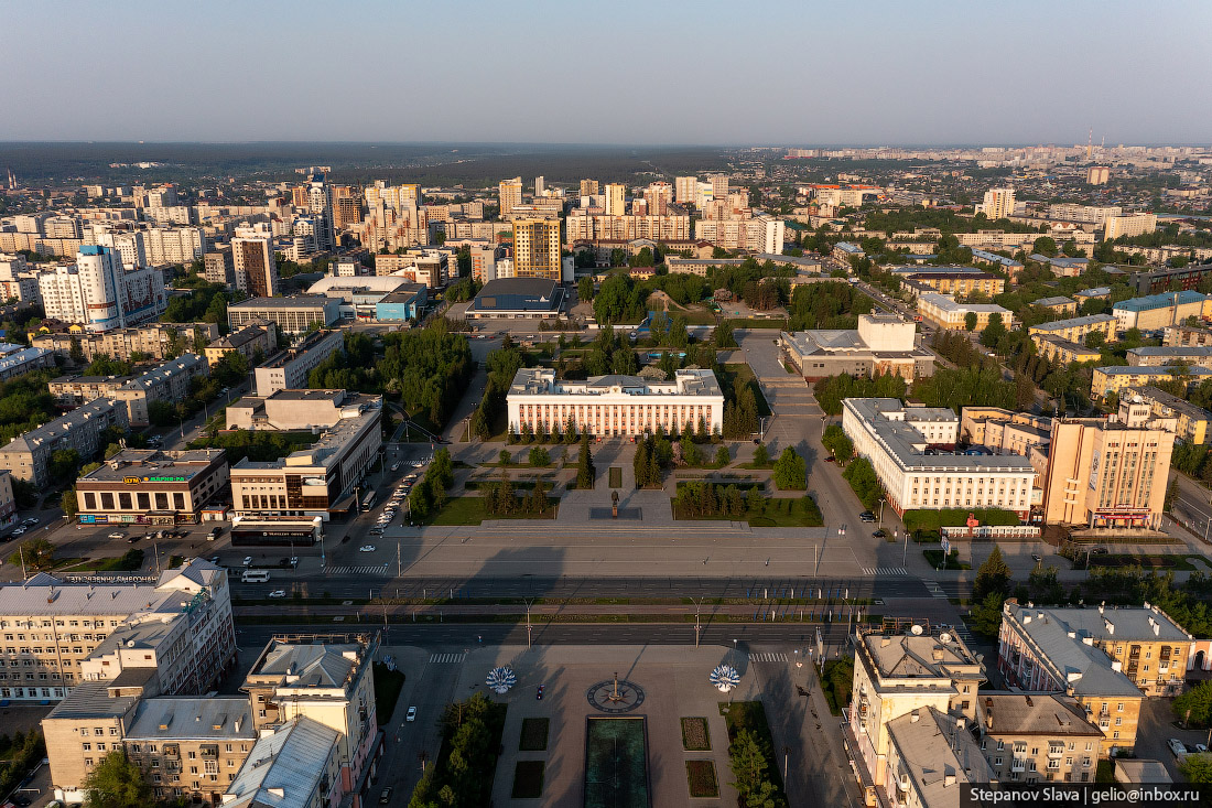 Города сибири барнаул. Барнаул столица Алтайского края. Площадь Ленина Барнаул с высоты. Скайскраперсити Барнаул. Барнаул 2021.