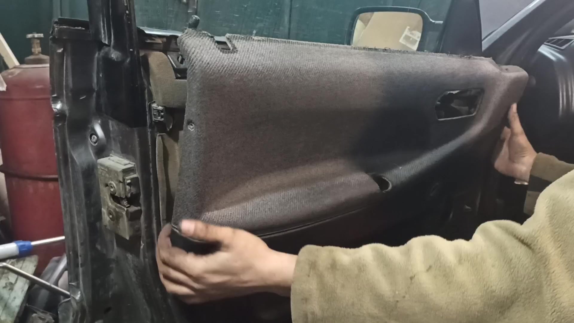 Снятие обшивки двери Volkswagen Passat.. — Video | VK