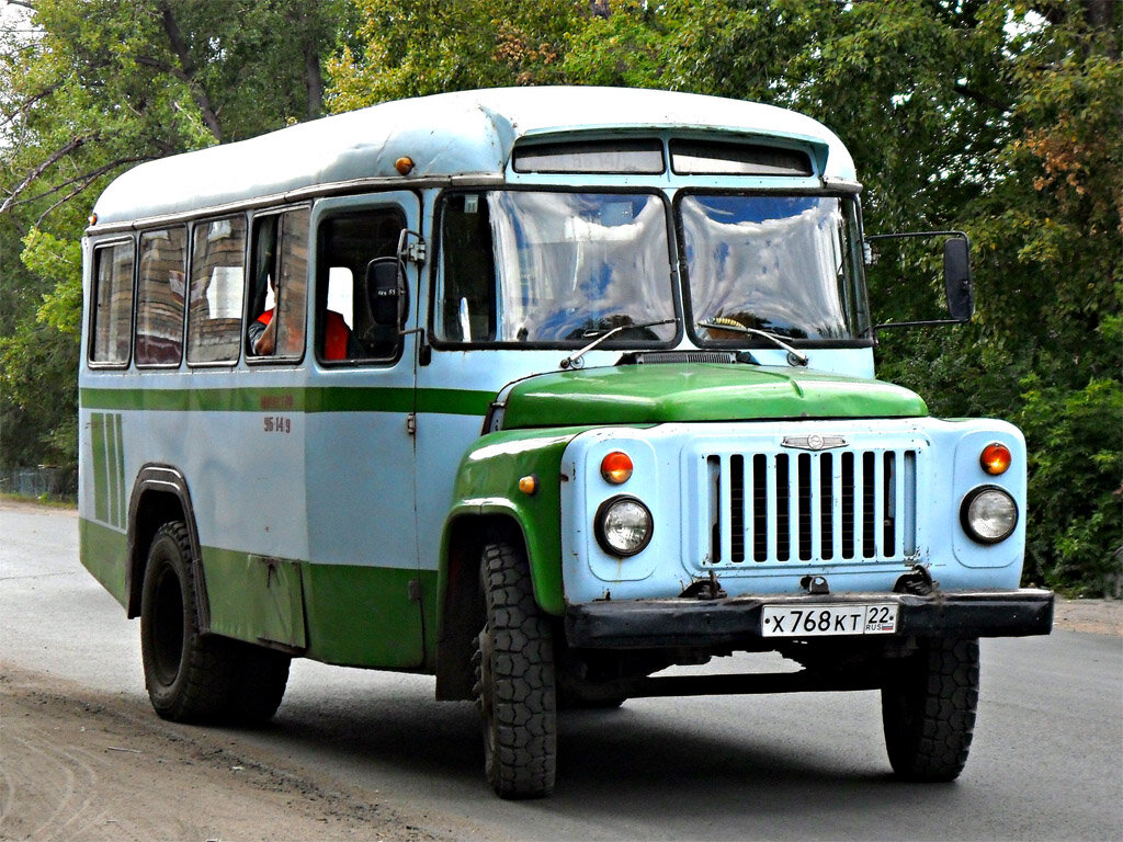 яндекс картинки. фары этого автобуса похожи на простоватые добрые глаза