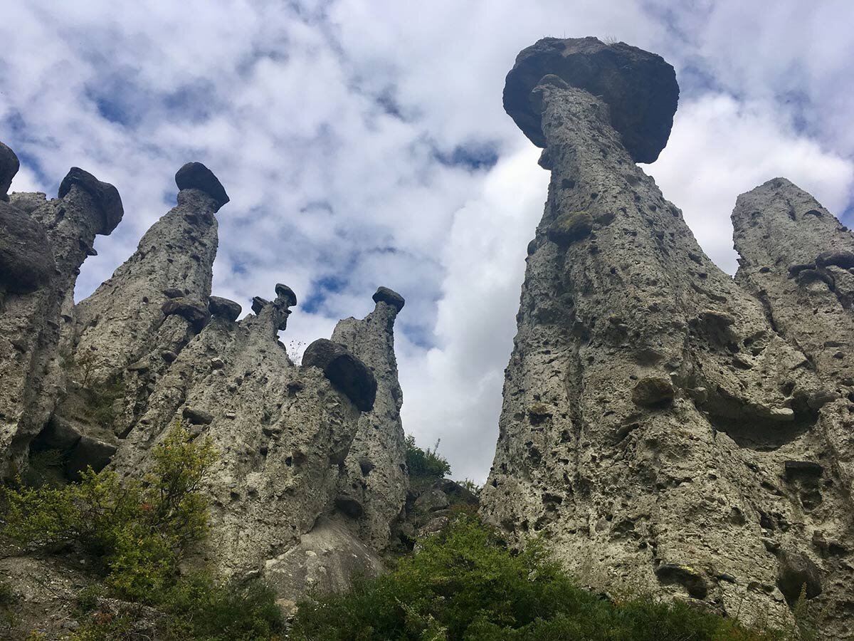 Долина реки Чулышман каменные грибы