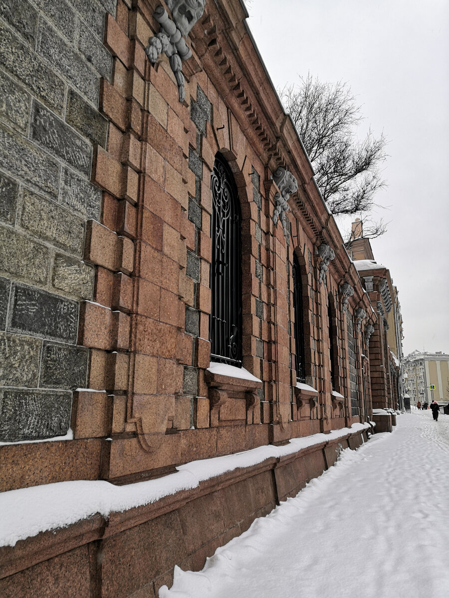 Принадлежит ЛИ искусство народу: недоступное великолепие на Садовом кольце  | Фишки и шишки опытного туриста | Дзен