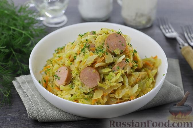 Куриные котлеты с рисом и капустой