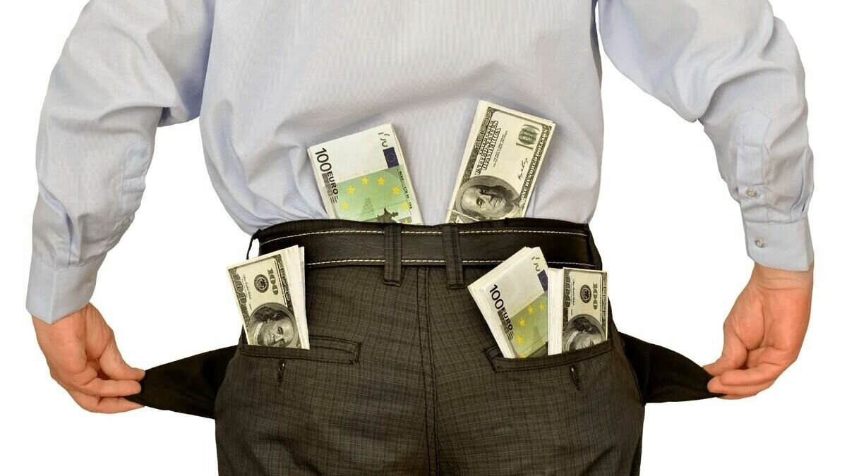     В стране начинается ползучая национализация – правительство уже призывает бизнес делать «добровольные взносы» в бюджет