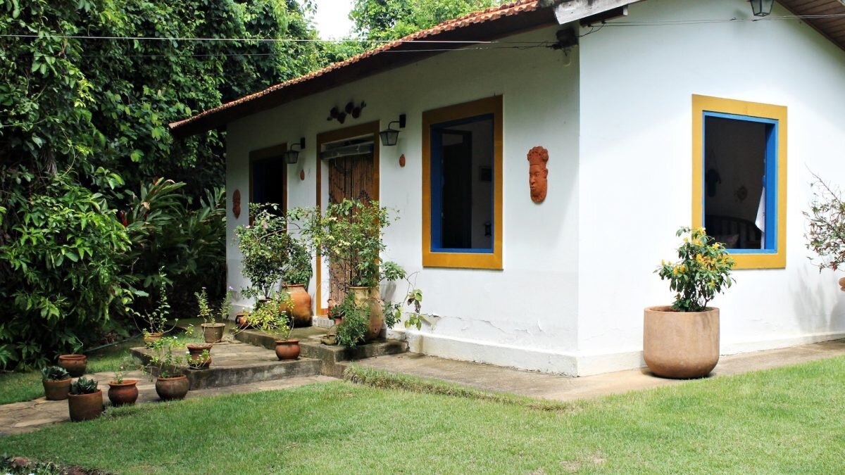    Фото: adriana carles / Unsplash Август Макаров