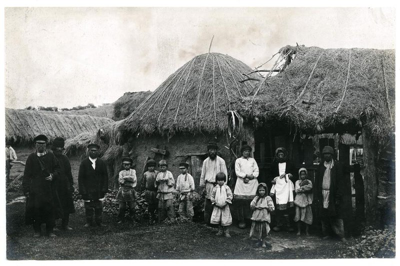 Зажиточные крестьяне в деревне