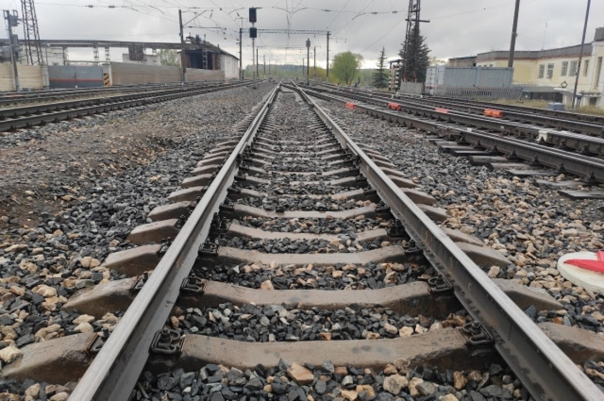    Около 150 км «бархатного» пути уложили на железной дороге в 2023 году