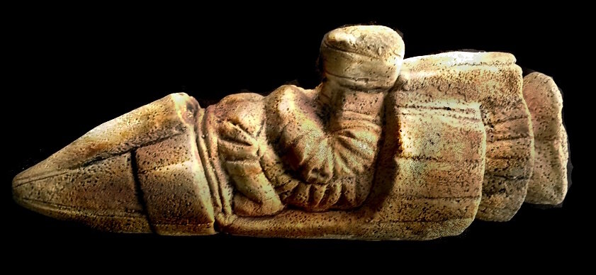 Статуэтка из Тушпы.
Источник фото: https://www.webtekno.com/images/editor/default/0001/79/b1563f1ff3c98e01aaab30021ae63b97f1e47d66.jpeg