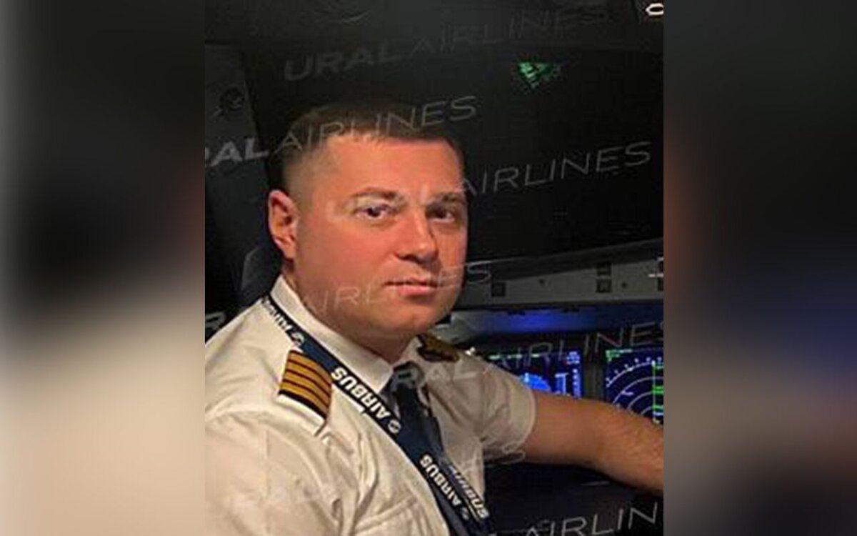    Командир воздушного судна Сергей Белов, который посадил Airbus A320 ©Уральские авиалинии