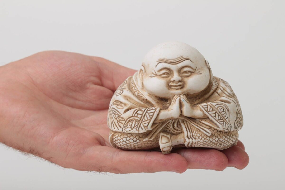 Прямо сейчас закройте глаза и представьте перед собой деньги в виде человека