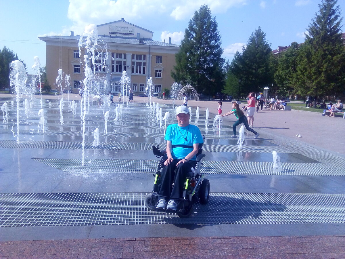  Музыкально-световой фонтан. Альметьевск.