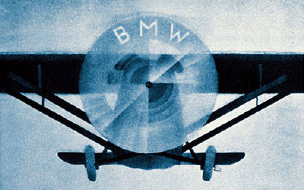 Логотип BMW с 1917 по 1920 год