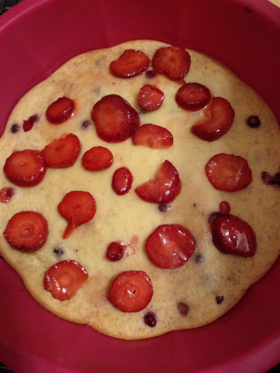 Пирог с клубникой