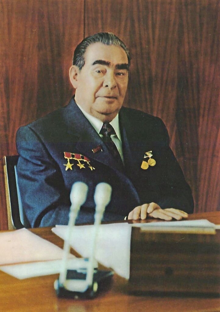 вождь, глава государства, начало правления, история