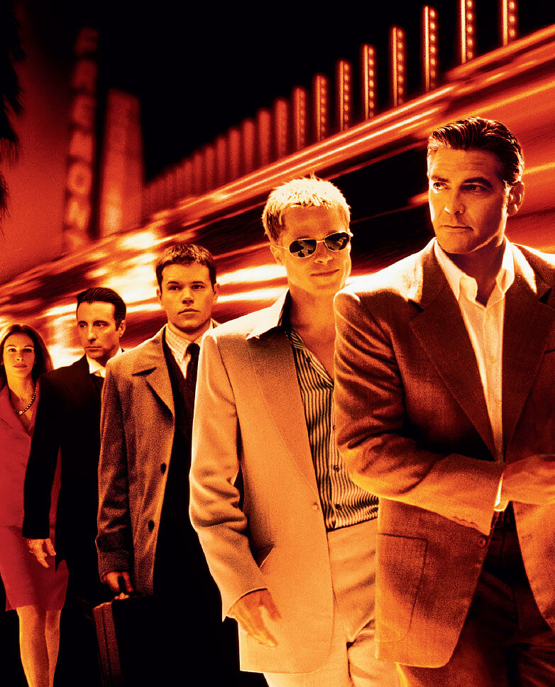 Афиша фильма "Ocean's Eleven", что в переводе больше соответствует "11 Оушенов", как бы команда Оушена из 11 человек, а ведь по нашему варианту названия их должно быть 12.
