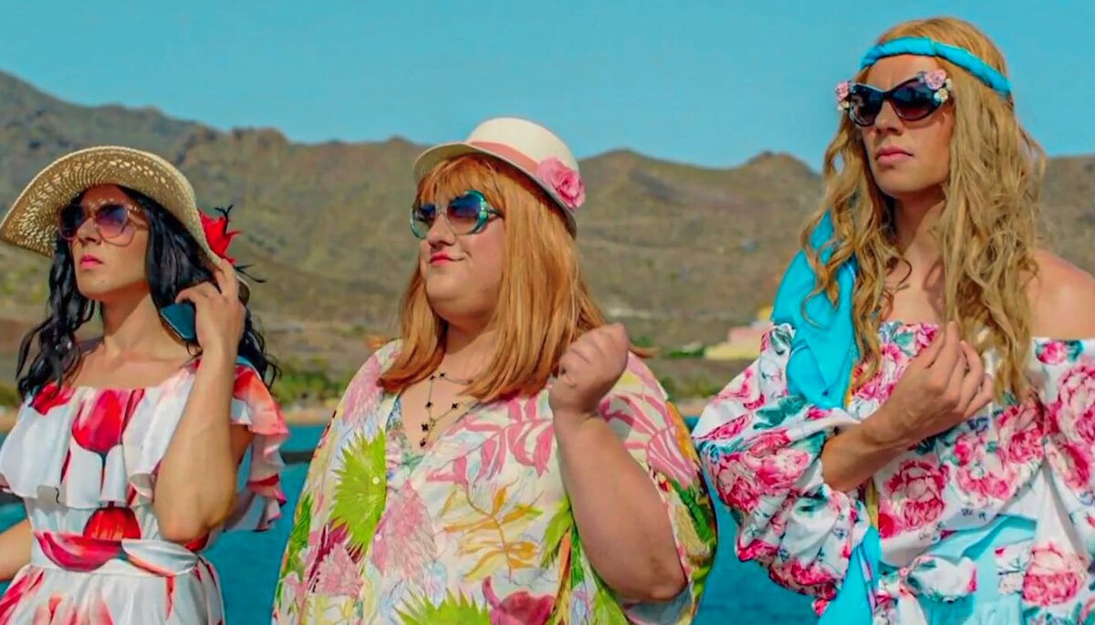 Фильм «Девушки бывают разные»