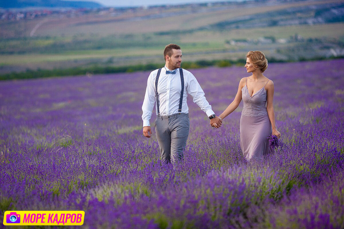 Фото автора, снимали в Оленевке, Крым.