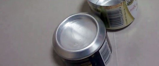 Донышко алюминиевой банки.