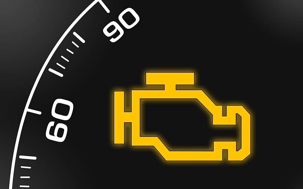 Так выглядит индикация на приборной панели, что что-то не так с двигателем