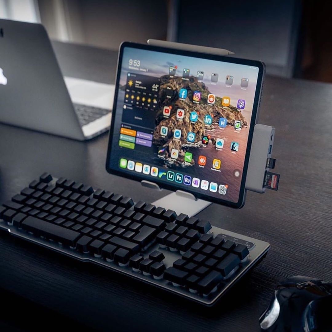 Мир технологий . 