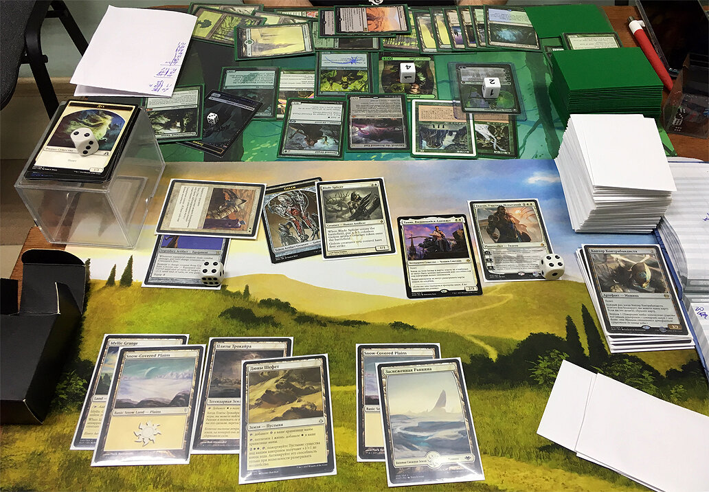  На фото видим шаткую ситуацию. 
 