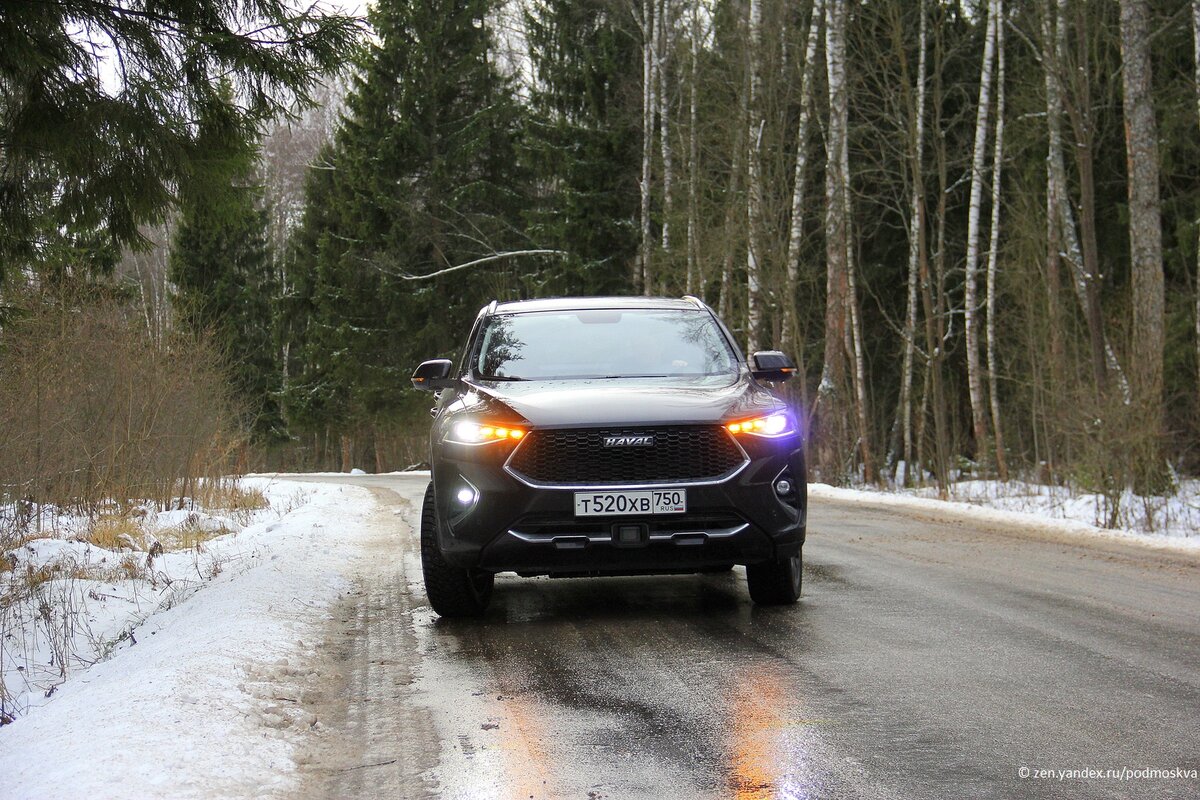 Китайский полноприводный кроссовер  Haval F7x комплектации премиум, фото 2020 г.