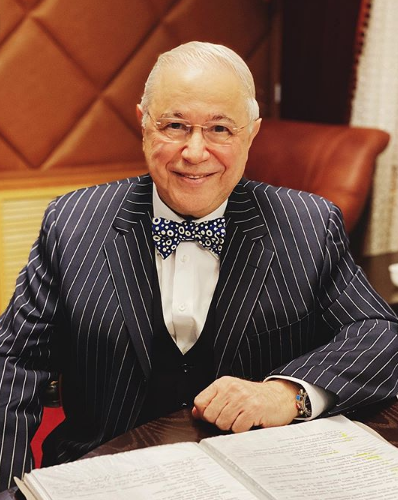  Евгений Петросян 