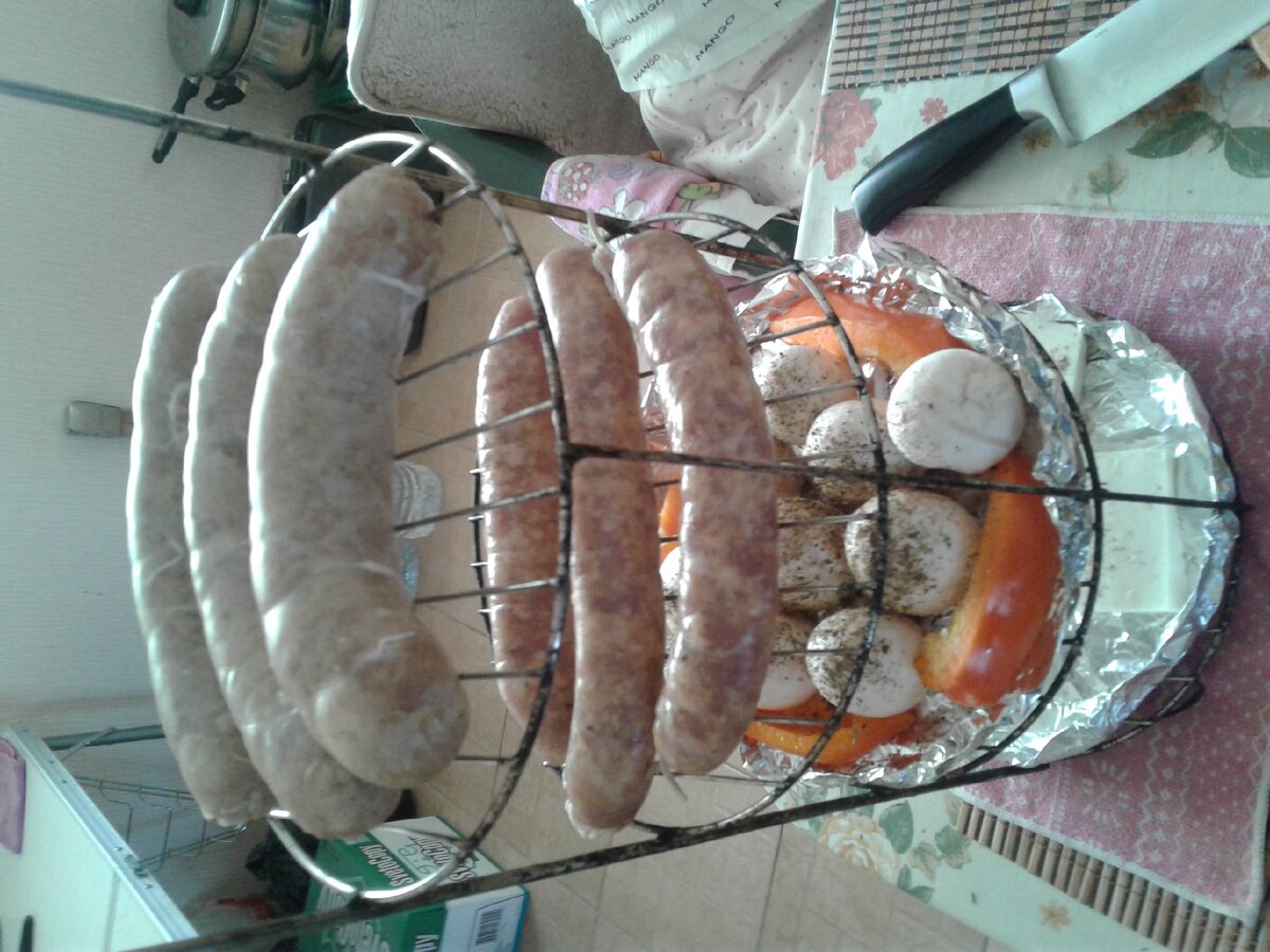 Вот стойка с загруженными продуктами. Сорри, почему-то вкладывается  только боком.