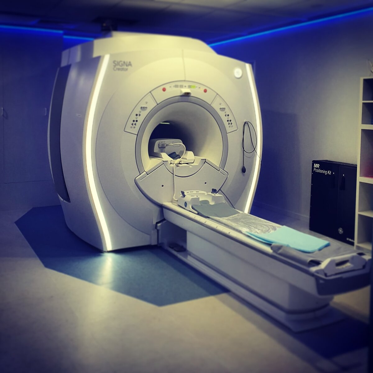 Современный МРТ аппарат