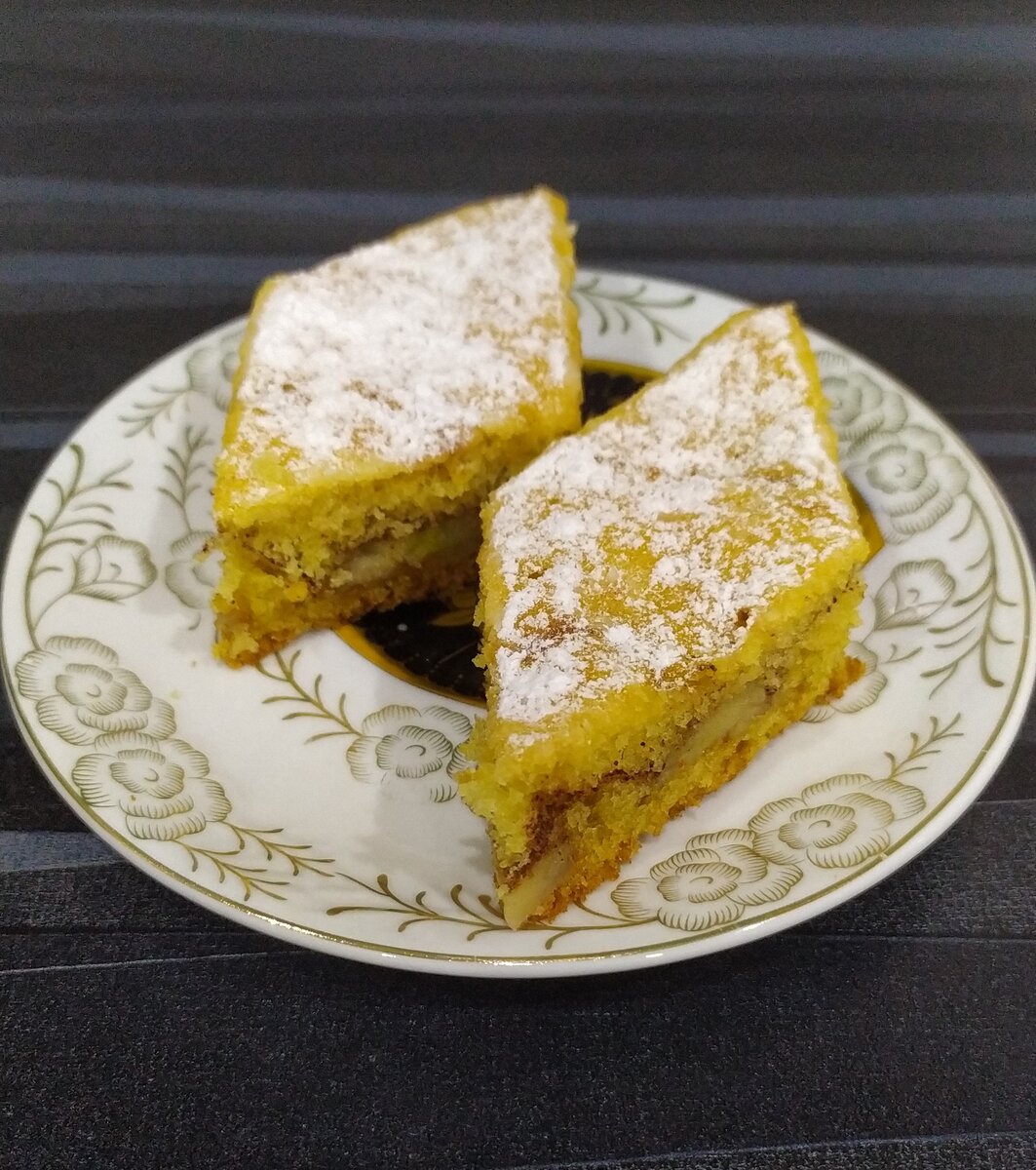 Пирог с бананами и корицей