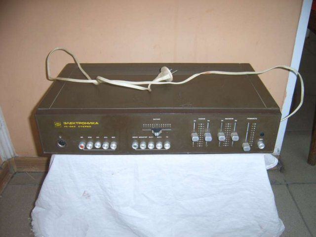 Друг принёс на ремонт Редкий Советский усилитель "Электроника УК-044 ...