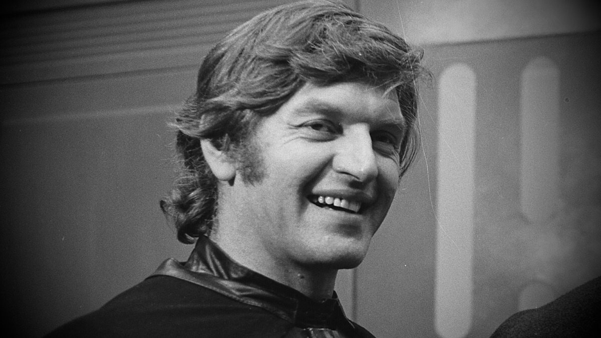 Актер дэвид проуз. Дэвид проуз дарт вейдер. Дэвид проуз дарт вейдер. Дэвид проуз дарт вейдер. Дэвид чарльз проуз.