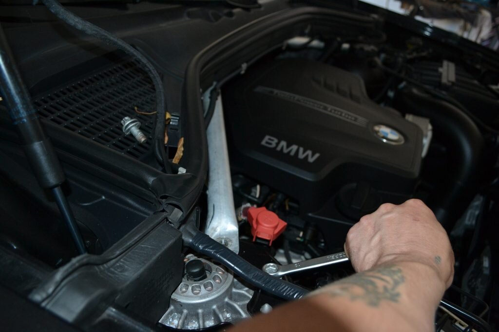 Демонтаж амортизационной стойки