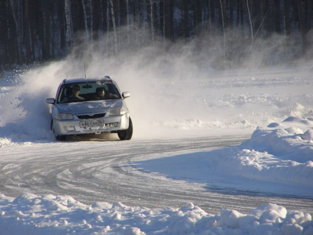 10 советов по умному вождению зимой